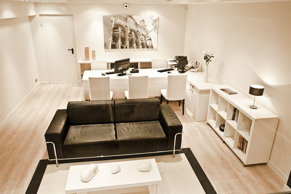 Up Suites Bcn Barcelona Buitenkant foto