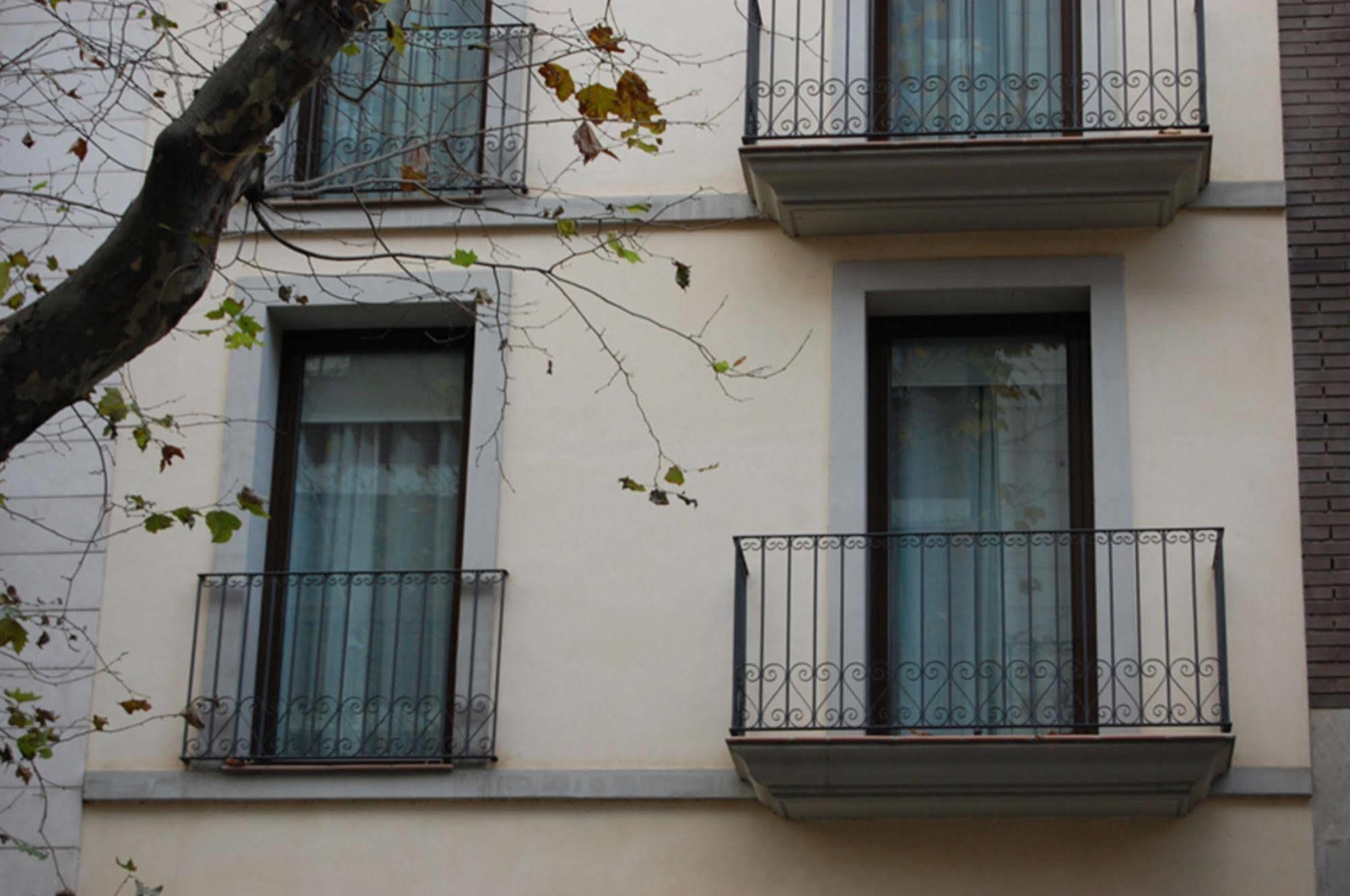 Up Suites Bcn Barcelona Buitenkant foto